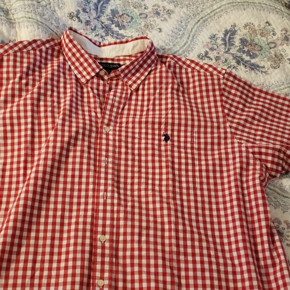 Men's dress shirt
